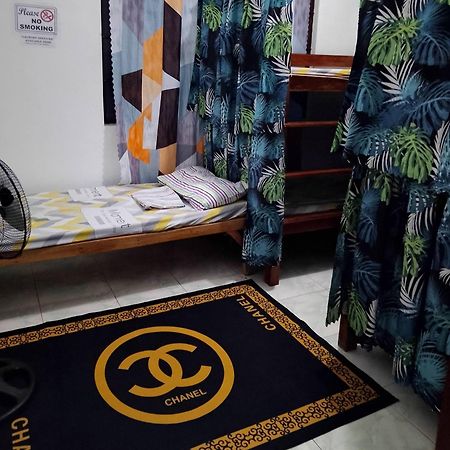 Estrelle Orange House - Backpackers Hub Appartement Puerto Princesa Buitenkant foto
