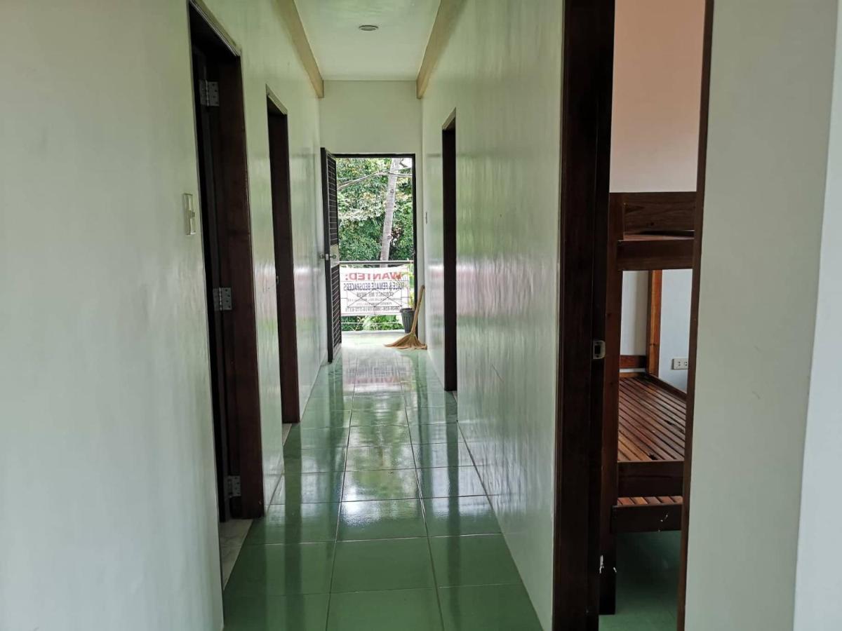 Estrelle Orange House - Backpackers Hub Appartement Puerto Princesa Buitenkant foto