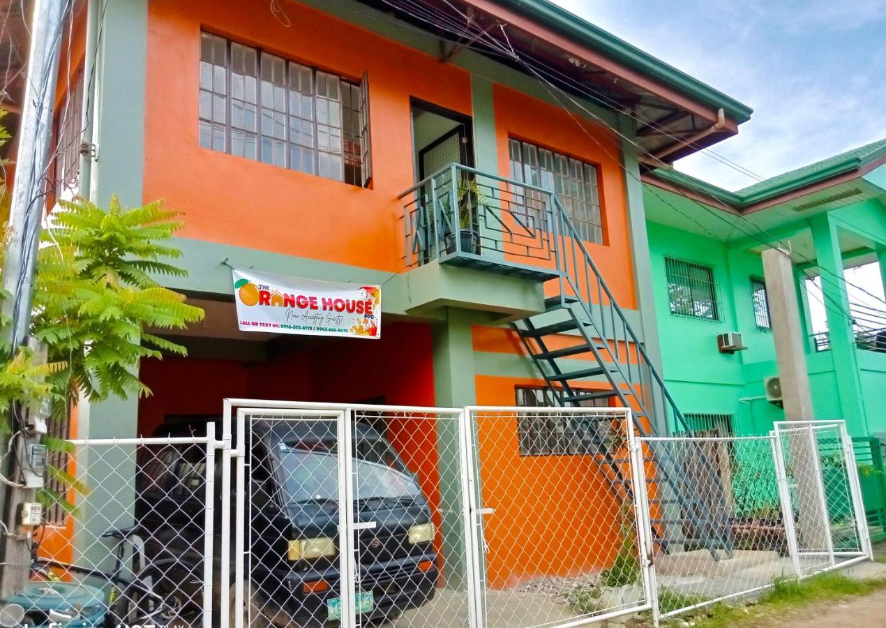 Estrelle Orange House - Backpackers Hub Appartement Puerto Princesa Buitenkant foto