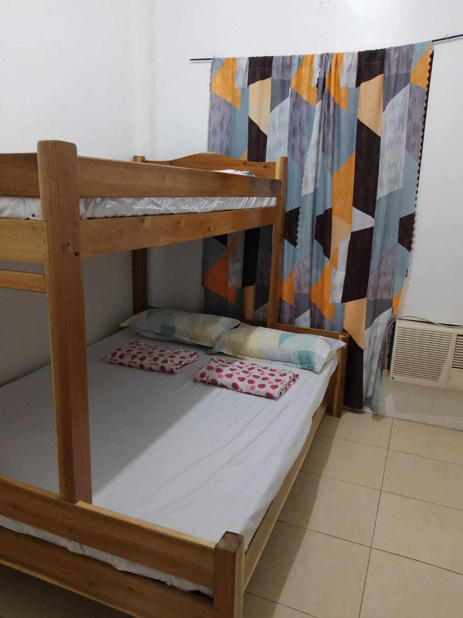 Estrelle Orange House - Backpackers Hub Appartement Puerto Princesa Buitenkant foto